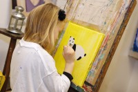 /album/fotogalerie-narozeninova-oslava/malirska-narozeninova-oslava-v-atelieru-9-jpg/